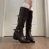 Botas largas elegantes y de moda con tacón grueso y hebilla de cinturón tachonada, botas de montar para mujer estilo 'hot girl', botas de caña alta, botas de vaquero occidentales