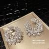 Aretes Asimétricos Redondos de Perla Nicho Lujo Accesible Retro Alta Gama Aretes de Zirconia Otoño e Invierno Nuevo Aguja de Plata 925