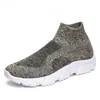 Sapatos Casuais de Malha Tecida Fly Tamanho Grande Casal Leve Algodão Sapatos de Algodão Femininos Sapatos Meia Sapatos Masculinos