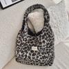 49291 Otoño e Invierno Nueva Corea del Sur Ins Moda Imitación Cordero Felpa Gran Capacidad Bolso de Hombro Bolso de Leopardo