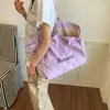 Bolso Tote de un Solo Hombro Cruzado de Nuevo Estilo con Letras Rojas de Alto Valor Estético, Casual y Moderno para el Trayecto al Trabajo, con un Aspecto de Alta Gama y Gran Capacidad, Estilo Coreano