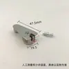 Suporte de Prateleira Três em Um para Armário Conector de Móveis Plástico para Guarda-Roupa Suporte de Prateleira Quatro em Um Prego para Painel de Divisória