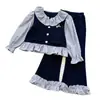 Conjunto de dos piezas para niña con patchwork, nueva colección otoño 2026, moderno diseño a rayas de bloques de color con pantalones ligeramente acampanados