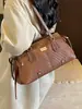 Bolso de hombro y axila vintage de alta calidad y gran capacidad para mujer, nuevo bolso de mano de moda de verano 2026 para el trabajo y los desplazamientos