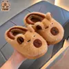 Bolsa Infantil y Zapatos de Algodón Capibara Invierno Niños y Niñas Cálidos Felpa Plus Piel Padre-Hijo Medianos y Grandes Niños Zapatillas de Algodón
