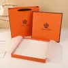 Nueva Bufanda Creativa de Tinta Caja de Regalo Bufanda Ropa Bronceado Caja Portátil Exquisita Cubierta Cielo y Tierra Traje Caja de Regalo