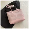 Bolso Tote Retro de Gran Capacidad Transfronterizo para Mujer 2026 Nueva Moda Bolso de Hombro Versátil Bolso de Mano Simple para el Día a Día