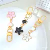 Estilo Ins Flor de Margarita de Metal Llavero Creativo Aceite Goteando Corazón de Melocotón Cadena Colgante para Bolsa Colgante Regalo