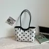 Bolsa Tote de Bolinhas Tendência Grande Capacidade 2026 Novo Estilo Bolsa de Ombro Nicho Casual Elegante Simples Bolsa de Ombro Feminina
