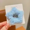Pinza para el pelo de estrella esponjosa simple estilo coreano, Pasador de pelo de estrella de cinco puntas de peluche para chica estilo Ins, Lindo accesorio para el pelo