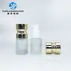 En stock Botella redonda recta de fondo grueso y hombro plano de 10 ml, cabeza de bomba, botella transparente para aceites esenciales, botella de esencia de base, botella para subdividir para viajes