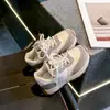 Zapatos para Niñas 2024 Primavera y Otoño Nuevas Zapatillas Infantiles Zapatos tipo "Papá" para Niños Zapatos Casuales Moda Versátil Zapatos Individuales