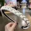 Diadema con Diseño de Corona Alta para Hacer que el Rostro Parezca Más Pequeño, Lujo Ligero, Antideslizante, Tejido, Patrón de Cuadros y Lunares, Sensación de Alta Gama para Adultos y Mujeres Jóvenes