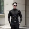 Camisa Blanca de Manga Larga para Hombre Joven, Estilo Coreano Simple Ajustada, Estilo Japonés de Moda, Color Sólido, Camisa sin Planchar, Top