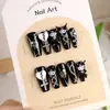 Libro Rojo TikTok Explosiones Uñas Arte Parche Fototerapia Usar Uñas Postizas Diez Piezas Código-dividiendo Boutique Uñas de Mano