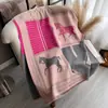 Bufanda con estampado bonito, cálida y de invierno, de cachemira con diseño de gato, para mujer, de doble uso.