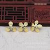 Yiwu Golden wisp nuevo color-preservante chapado en oro DIY flor pequeña colgante soporte de flor tapa de cuenta tocado Hanfu accesorios hechos a mano B12 71