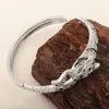 Nuevo brazalete de moda transfronteriza de personalidad europea y americana, con incrustaciones de circonita de diamante completo, apertura de cola de leopardo, chapado en oro real