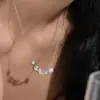 Colar Elegante Sorriso Estelar Feminino Exquisito Elegante Design com Zircônia Incrustada Colar em Arco Versátil de Luxo Leve
