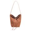 Bolsa Retrô de Outono e Inverno de Grande Capacidade para Mulheres 2025 Nova Popular Versátil Bolsa de Ombro Moda Fosca Bolsa Tote para Trabalho