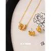 Tienda de Oro Mismo Estilo Collar con Lazo Cepillado para Mujer, Dulce y de Lujo Ligero, Moderno y Versátil, Cadena para Clavícula de Gama Alta Joyería al por Mayor
