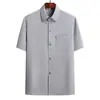 Camisa delgada de manga corta de seda helada para hombres de mediana edad y mayores, atuendo de verano para papás, ropa de abuelos, camisa para hombre