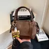 Nova Bolsa de Mão Estilo Almofada Outono e Inverno, Bolsa de Mão Patchwork Fosca de Grande Capacidade, Bolsa de Ombro Único Transversal Estilo Retro para o Dia a Dia