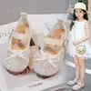 Zapatos para Niños Medianos y Grandes Verano Antideslizantes Zapatos de Princesa Encaje 2026 Estilo Coreano Sandalias de Suela Suave Malla Niña Lazo Niños