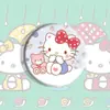 Insignia de Hello Kitty Merchandising de Anime Insignia Láser Decoración de Mochila Insignia Colgante Insignia al por Mayor