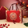 Nova Caixa de Presente para Casamento, Caixa de Lembrancinha de Casamento Estilo Chinês, Embalagem Portátil, Caixa de Presente para Banquete de Aniversário, Caixa de Presente de Casamento Ondulada com Encaixe