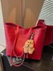 Bolsa de Gran Capacidad Transfronteriza Moda Femenina Bolso de Hombro Único Nuevo Estilo 2026 Tendencia Bolso para Viajes Diarios de Mujer Sensación de Alta Gama Para Clase Bolso Tote