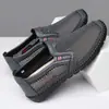 Zapatos de Malla de Verano para Hombre Casual Transpirables Suela Suave Zapatos de Tela Old Beijing Sandalias para Hombre Zapatos Cómodos para Papá de Mediana Edad Zapatos Perezosos