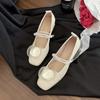 Sapatos de noiva de cetim flor doce camélia francesa com saia sapatos de fada delicados salto grosso novos sapatos Mary Jane chineses