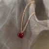 Collar de Circonita Roja en Forma de Corazón para Mujer 2025 Estilo Japonés y Coreano Humedad Lujo Ligero Diseño de Alta Gama Colgante de Amor Cadena para Clavícula