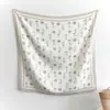 Pañuelo cuadrado de seda sintética de alta gama con estampado de rosas estilo coreano para mujer, fino, elegante, de lujo ligero, bufanda y chal estiloso para mujer