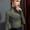 Nueva camiseta de otoño con cuello semialto y base de seda brillante para mujer, interior ajustado, estilo occidental sexy, camiseta de manga larga para otoño e invierno.