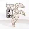 Nuevo Broche de Cristal de Imitación con Forma de Lazo de Alta Gama Exquisito Lujo Diseño de Corsage Pin Exagerado de Nicho Accesorios