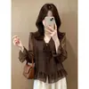 Camisa feminina marrom de manga sino com decote V e mangas compridas, novo estilo outono 2026, top Melard