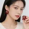 2026 Nuevos Pendientes Retro de Terciopelo Rojo Estilo Hong Kong Otoño e Invierno, Pendientes Exquisitos Franceses, Accesorios para Orejas de Nicho y con Estilo