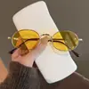 Gafas de Sol con Montura de Metal 2026 para Mujer, Estilo Retro de Alta Gama, Gafas Geniales y con Estilo, Estilo Chica Popular de Internet Gafas de Sol Y2K