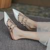 Sapatos Slip-On Preguiçosos para Mulheres 2026 Tendência Studded Bico Fino Couro Patente Fechado Rasteirinhas Studded Sapatos de Trabalho para Mulheres