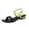 2025 Sandálias Femininas Novas de Bico Quadrado com Combinação de Cores e Salto Baixo, Sandálias de Uma Tira para Mulheres Verão Salto Grosso Design de Bico Aberto Sapatos Romanos