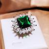 E-commerce transfronteiriço mais vendido joias de mão luxo Quadrado cravejado com diamantes completos anel de zircônia verde para avó atacado