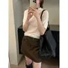 Tejido de punto de manga corta texturizado Mmc para mujer, nuevo estilo de otoño, estilo coreano, ajuste ceñido, camiseta básica de mohair con cuello medio alto