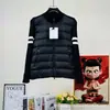 Chaqueta de plumón Moncler Otoño/Invierno 2026 con Mangas de Punto, Unisex, Cuello Alto, Cremallera, Patchwork de Lana Rayada, En Stock al por Mayor