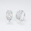 Brincos Cruzados de Zircônia com Design Oco em Forma de Oito, Estilo Versátil e Minimalista, Brincos de Pressão Femininos, Brincos Únicos e Modernos