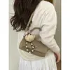 Bolsa Pequena com Padrão Simples de Lichia para Mulheres 2026 Novo Estilo Bolsa Almofada de Mão de Alta Qualidade Bolsa de Ombro Transversal Texturizada para o Início da Primavera