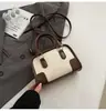 Bolso de Hombro para Viaje Simple y Elegante para Mujer, Diseño de Nicho Verano 2026 Bolso Cuadrado Pequeño de Bloques de Color Nuevo