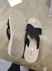 Novas pantufas femininas estilo étnico, cor sólida, sola grossa, design casual com tiras cruzadas, modernas para o dia a dia, disponíveis em cores doces, atacado