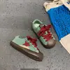 Zapatos retro para niños con puntera de concha, zapatillas de moda de otoño para niños, zapatos casuales para niñas con estampado de estrellas, suela blanda, zapatos lindos y originales para niños